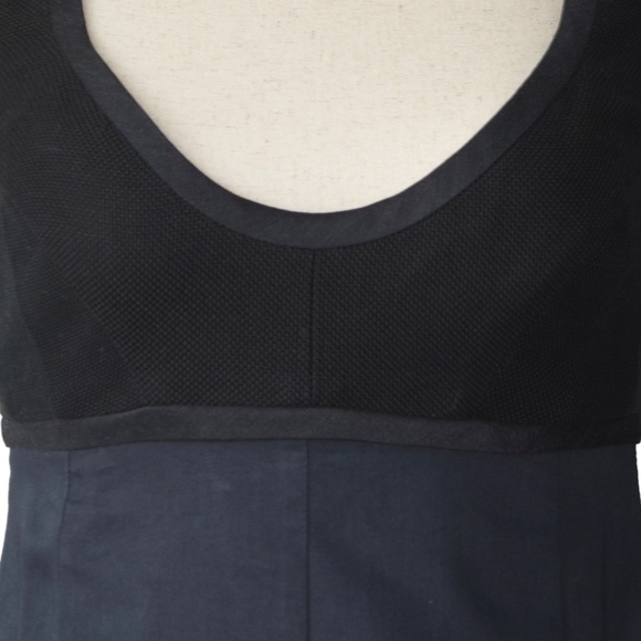 Narciso Rodriguez Scoop Neck Corseted Knee-Length Black and Navy Dress - Picture 4 of 6